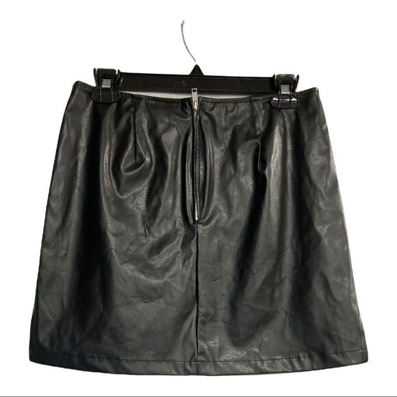 HIGHWAY, Faux leather,black mini skirt, size 11 - Picture 2 of 10